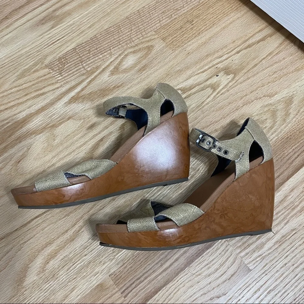Dr. Scholl’s Gold Canvas Wedge Sandal Sz 10 Women